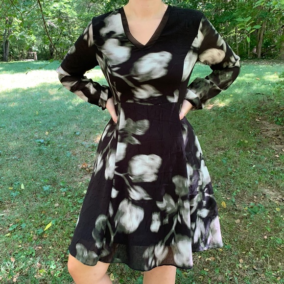 Simply Vera Vera Wang | Dresses | Black Floral Simply Vera Dress | Poshmark